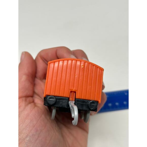 Mattel Thomas Trackmaster Mail Car Motorized Train 2013 - Picture 7 of 9